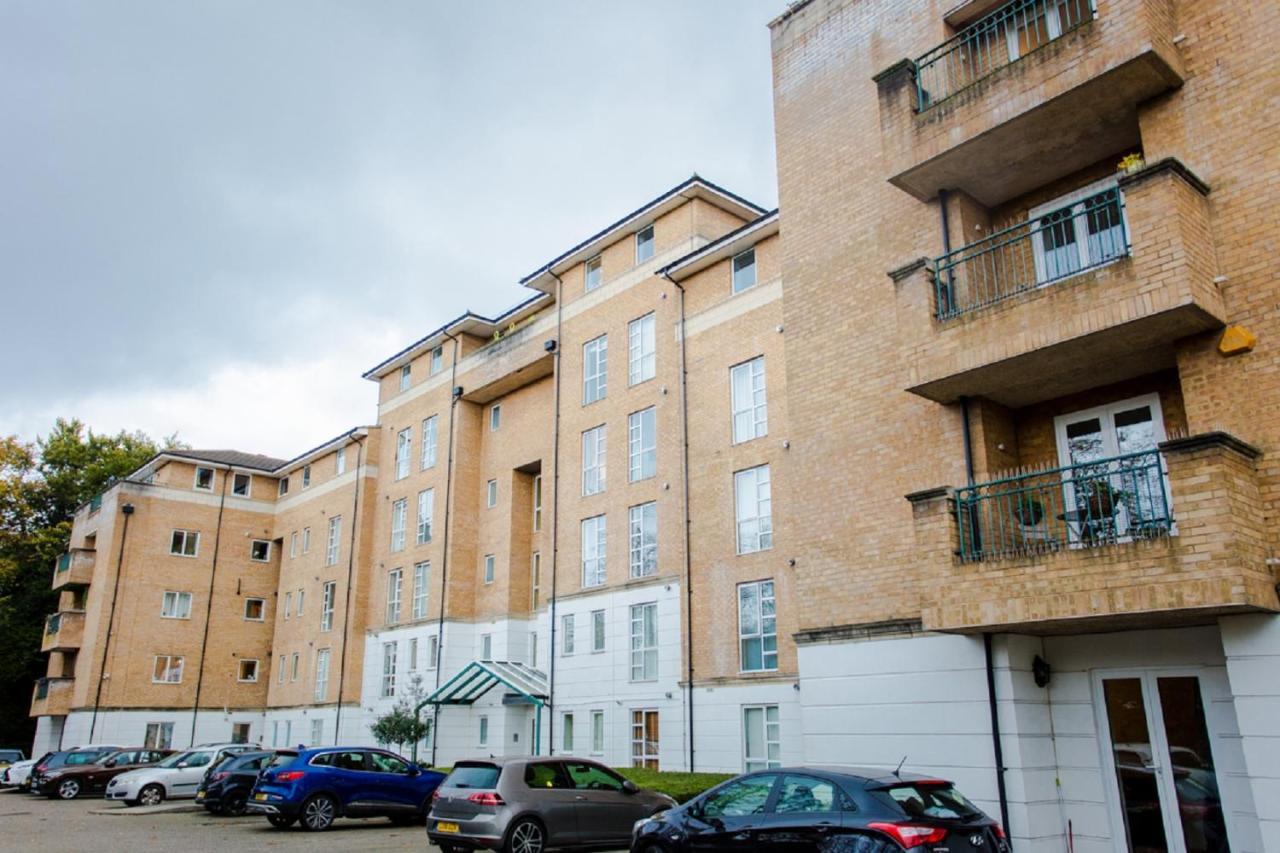 The Sparkford Gardens - Lovely 2Bdr With Balcony Londýn Exteriér fotografie